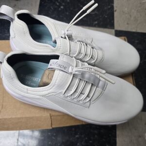 Clove Men's Classic White Sneakers